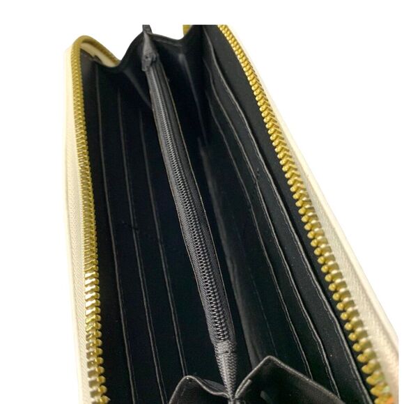 Hello Kitty Zip Around Wallet Pink and White Wallet 7.5" x 4" - Picture 3 of 7